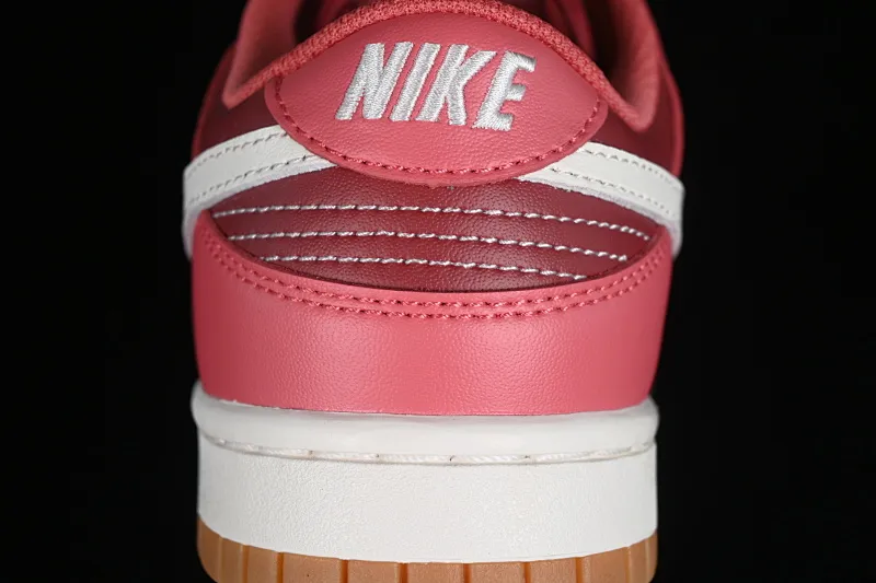 All Categories Nk SB Dunk Series Nk SB Dunk Low Low-top sneakers Nk Dunk Low Strawberry Bear color SB low-top casual sneakers DD1503-603